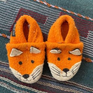 Fox slippers - size toddler 5